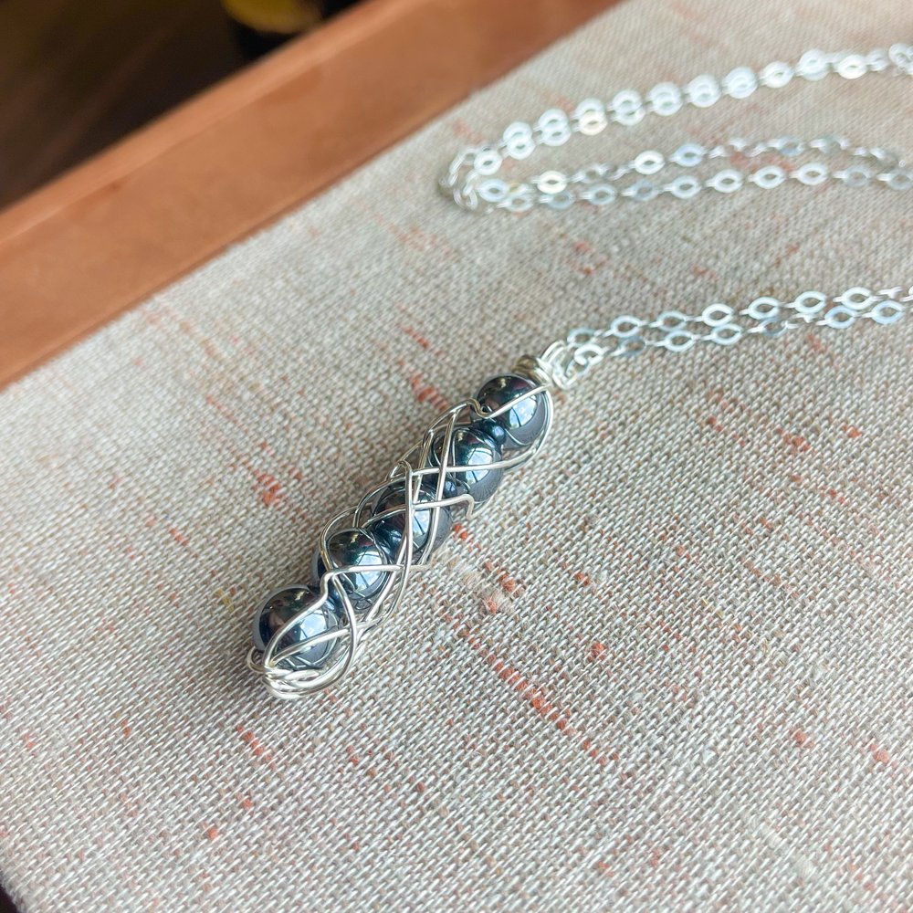 Terahertz+Spiral+Necklace+3.